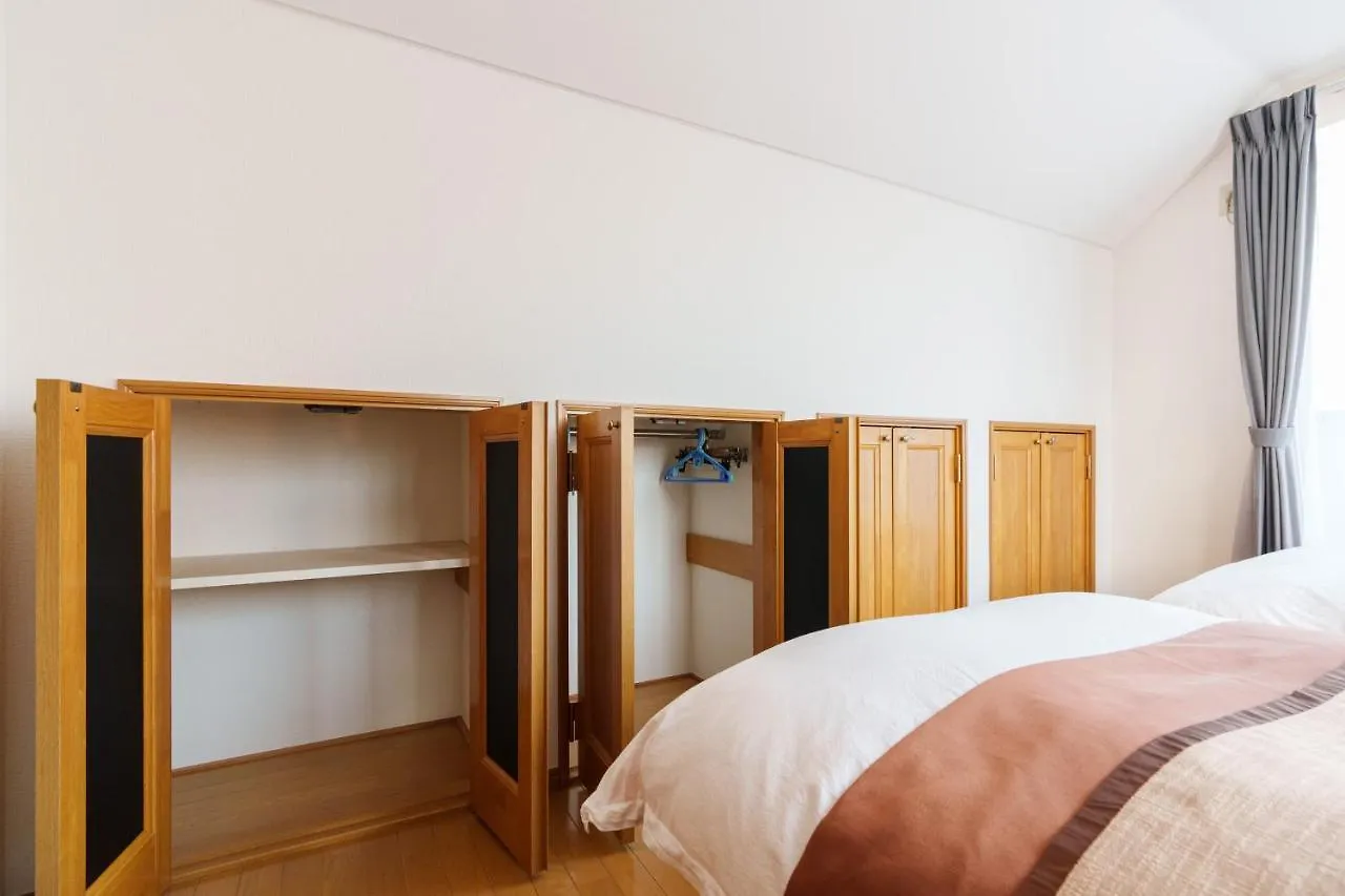 Luxury Guest House In Tokyo Shinjuku 0*,  Япония