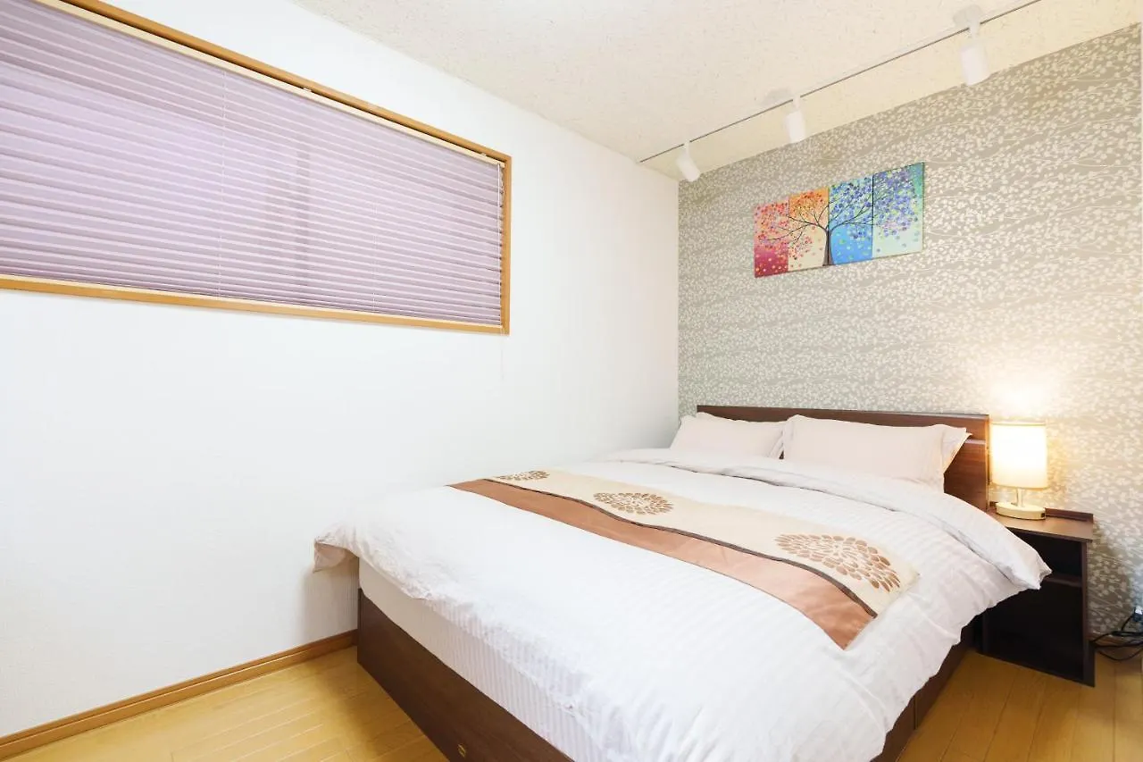 Luxury Guest House In Tokyo Shinjuku 0*,  Япония
