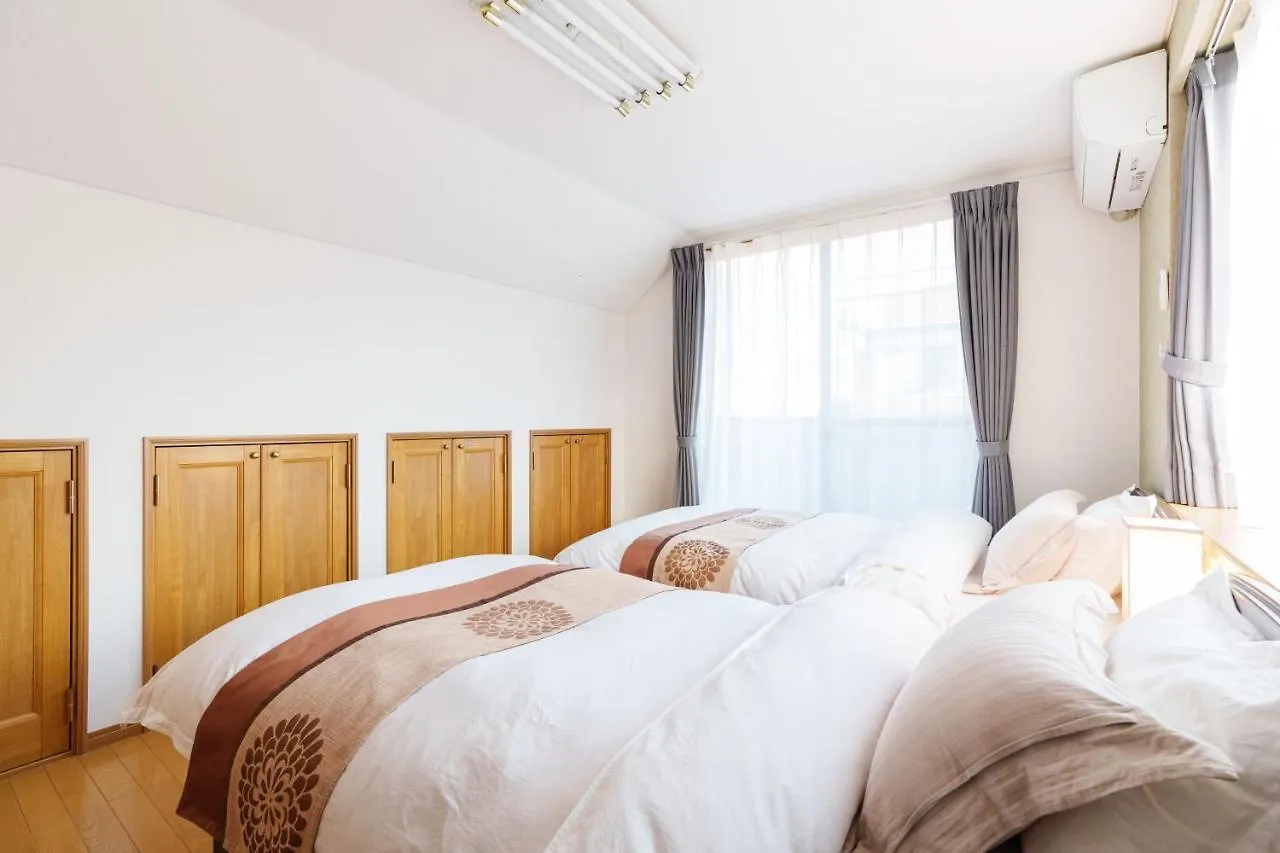 Luxury Guest House In Tokyo Shinjuku
